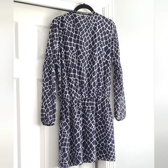 NWT! MK Navy Print Dress - Picture 4 of 6